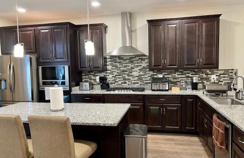 Rossville House | Apple House- New Townhouse - 2 Car Garage by CCBC & Franklin Sq