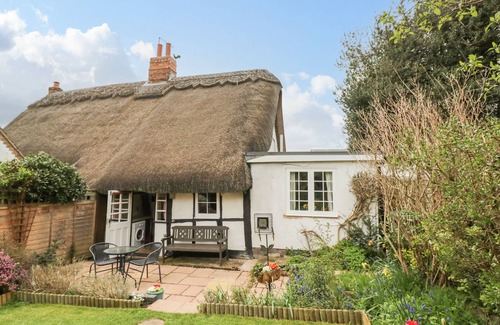 Harvington Cottage | Apple Tree Cottage