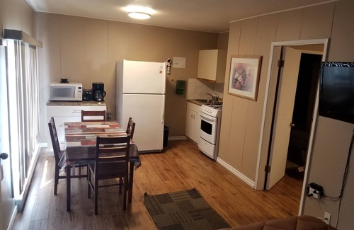 Okanagan-Similkameen Hotel | Apple Tree Inn
