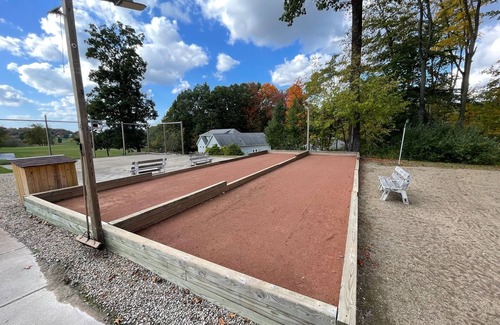 Apple Valley Condo | Apple Valley Lake, Pool and Beaches! Guest Passes available for a small fee!