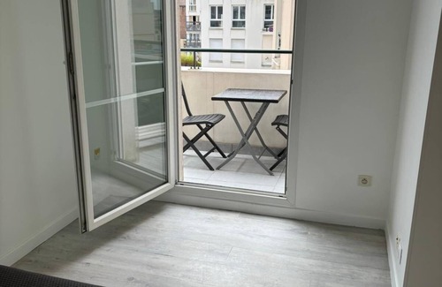 Saint-Denis Apartment | Appt 2p, Proche Nouvelle Station Pleyel St Denis M14
