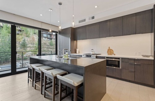 Park City Apartment | Après-Ski Haus Park City| Ski-In/Out Luxury Condo, Liftside