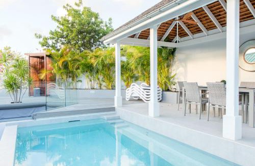 Cobbs Cross Apartment | Apt 1 - The Grove Residences