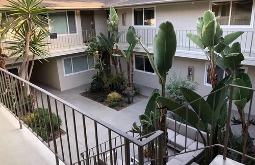 Carpinteria Apartment | Apt 11: Playful 2-bed 2-bath, Steps from the beach