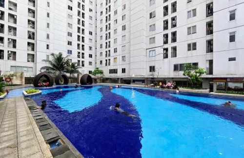Jatinegara Apartment | Apt Bassura Studio Tower F w/Pool, Wi-Fi & Netflx