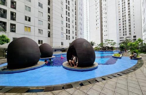 Jatinegara Apartment | Apt Bassura Studio Tower F w/Pool, Wi-Fi & Netflx
