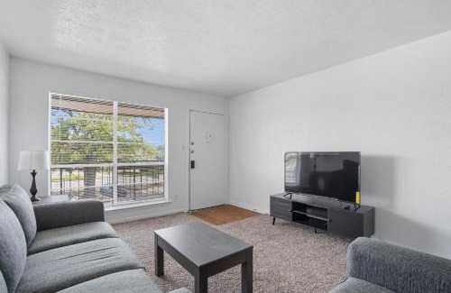 Southwood Valley Apartment | Apt College Station TX mins major Hospitals and A&M U