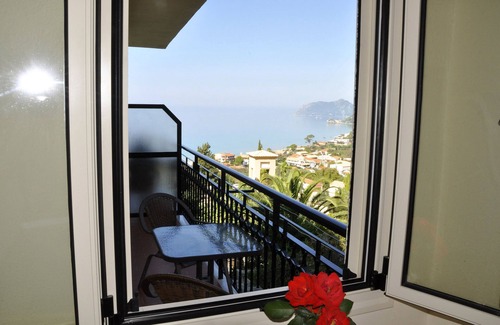Agios Gordios Apartment | Apt No 6 - 1 Bedroom Apartment in Dinas Paradise Corfu Apartments