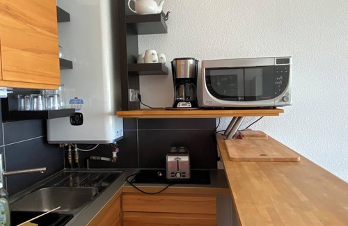 Palavas-les-Flots Apartment | Apt. T2 + cabin for 2 adults + 2 children, direct on the beach
