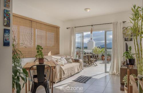 Alto Ribeirao Leste Apartment | Apt w/Rooftop Near the Beach in Floripa - CRI0301