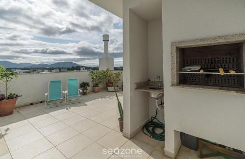 Alto Ribeirao Leste Apartment | Apt w/Rooftop Near the Beach in Floripa - CRI0301