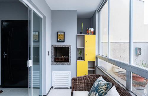 Itacolomi Apartment | Apto a 180m da PRAIA, dois quartos, sala de estar, Cozinha completa, Churrasqueira, Wi-Fi e Vaga privativa de garagem Ideal para famílias ou amigos viverem momentos inesquecíveis Reserve agora mesmo