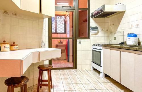 Jardim Tejereba Apartment | Apto a 230m da Praia da Enseada no Guarujá/SP