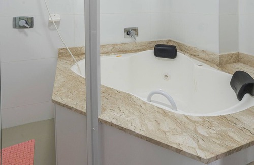 Andorinha Apartment | Apto a 260m da Meia Praia em condomínio de luxo/SC