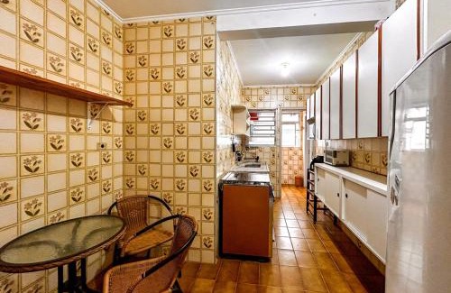 Asturias Apartment | Apto a 400m da Praia de Asturias no Guaruja SP