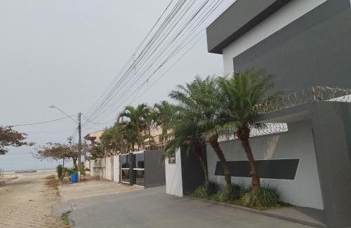 Matinhos Apartment | Apto Aconchegante a 30 mts do Mar e Pertinho do Centro