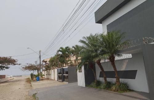 Matinhos Apartment | Apto Aconchegante a 30 mts do Mar e Pertinho do Centro