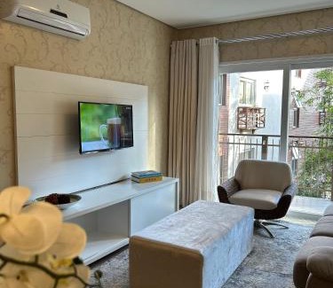 Carniel Apartment | Apto Impecável com piscina aquecida e jacuzzi