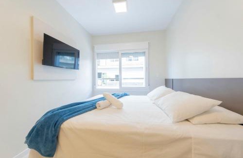 Lagoa Pequena Apartment | Apto moderno c/piscina e churrasqueira YA1339