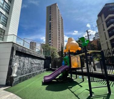 El Castillo Apartment | Apto Moderno con hermosa vista y acceso a piscina