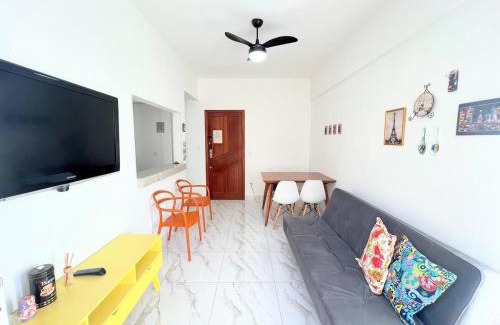 Centro Apartment | Apto Qt e sala a 100m das Castanheiras - Não fornecemos roupas de cama e banho -