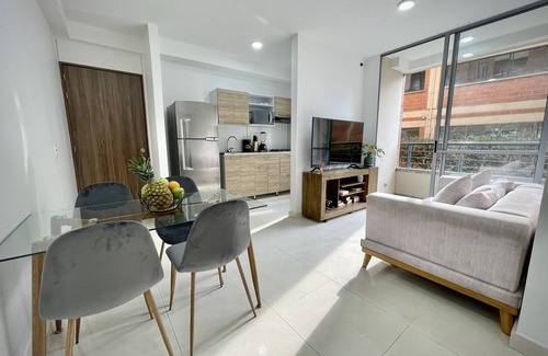 Castilla Apartment | Apto With Pool, gym Near to Mall