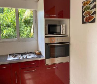 L'Houezel Apartment | Aquaverde éco et confort- Bas de villa avec jardin et parking