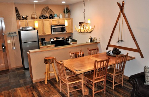 River Run Hotel | Arapahoe Lodge 1 Bed 2 Bath