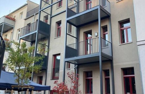Lindenau Apartment | Arbio I Lax Attic Studio near Plagwitz