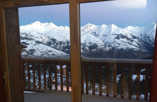 Arc-1800 Apartment | Arc 1800 Iseran, ski-in ski-out, heated swimming pool, cleaning included