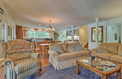 Little Kowaliga House | Arcade Cove - Renovated Lake Martin Home with Dock