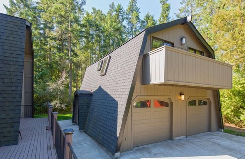 Sequim House | Arcadian Grove - Well Appointed Studio For 2 In Private Wooded Setting