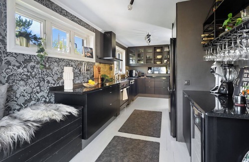Saltsjo Boo Villa | Archipelago house close to Stockholm city