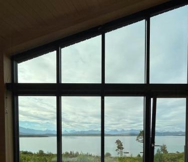 Molde House | Architect-Designed Cabin With View In Molde