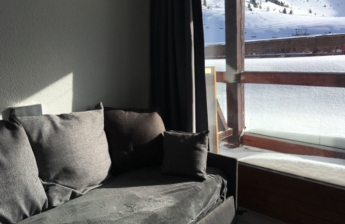Arc-2000 Apartment | Arcs 2000: Ski-to-Feet Apartment