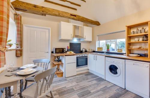 Sudbury House | Ardley Cottage Hedgehog