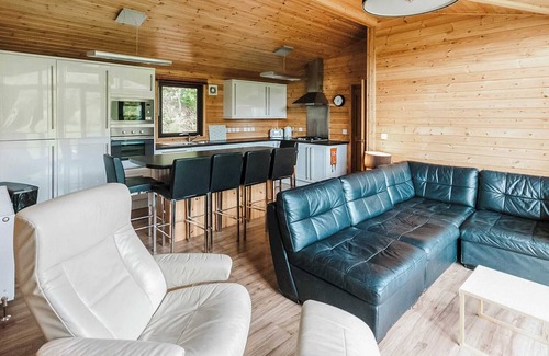 Birnam Ski Chalet | Are you looking for a unique and contemporary accommodation type.