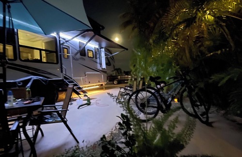 Cutthroat Harbor Estates RV Rental | Areca Palms Cudjoe Key, Florida nRV Concrete Pad only Rental RV’s are PROHIBITED