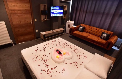 Kucukcekmece Apartment | ARENA SUİTE APARTMENT