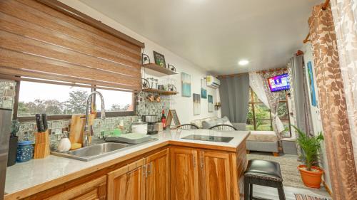 La Fortuna Ski Chalet | Arenal Tiny Houses - STAR