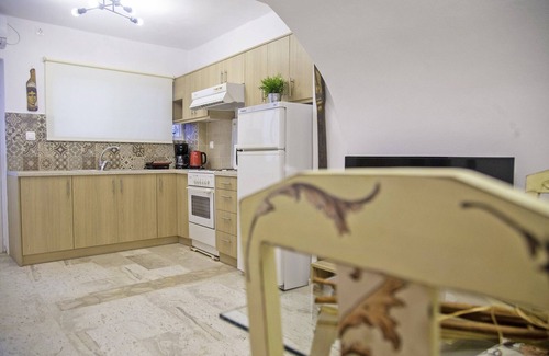 Areopoli Apartment | Areopolis Art Apartment for 6, in Areopoli,Mani