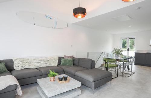 Y Felinheli House | Argoed