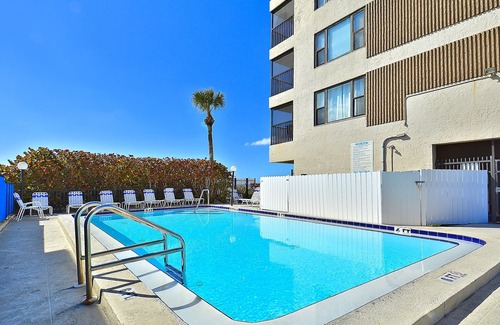 Madeira Beach Condo | Arie Dam 202 - Beach Front|Amazing sunsets|Private balcony|Near John's Pass!