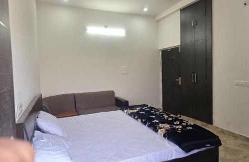 Gaya House | Arjun Guest House