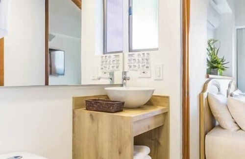 La Aguacatala Apartment | ArkadiaMall-Rodeo-Breakfast-Daily-Cleaning-56m2-DLX