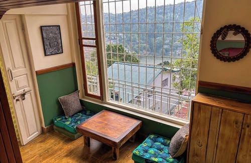 Mallital Villa | Arnav Villa- Charming Naini lake view retreat in Nainital