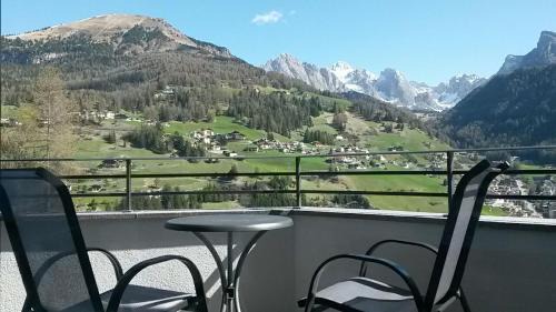 Santa Cristina Val Gardena Apartment | Arpa Chalet