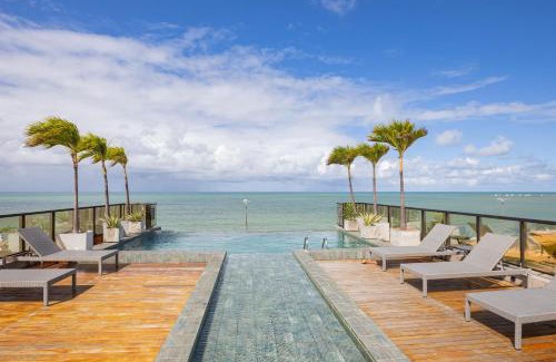 Manaira Hotel | Arpoar Flat 118 - De frente para o mar