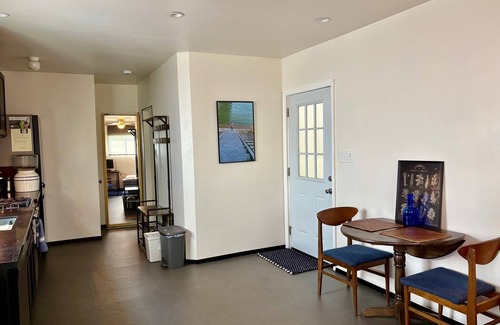 South Pasadena House | Arroyo Seco upper duplex 1-bdrm - Rose Bowl adjacent