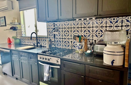 South Pasadena House | Arroyo Seco upper duplex 1-bdrm - Rose Bowl adjacent